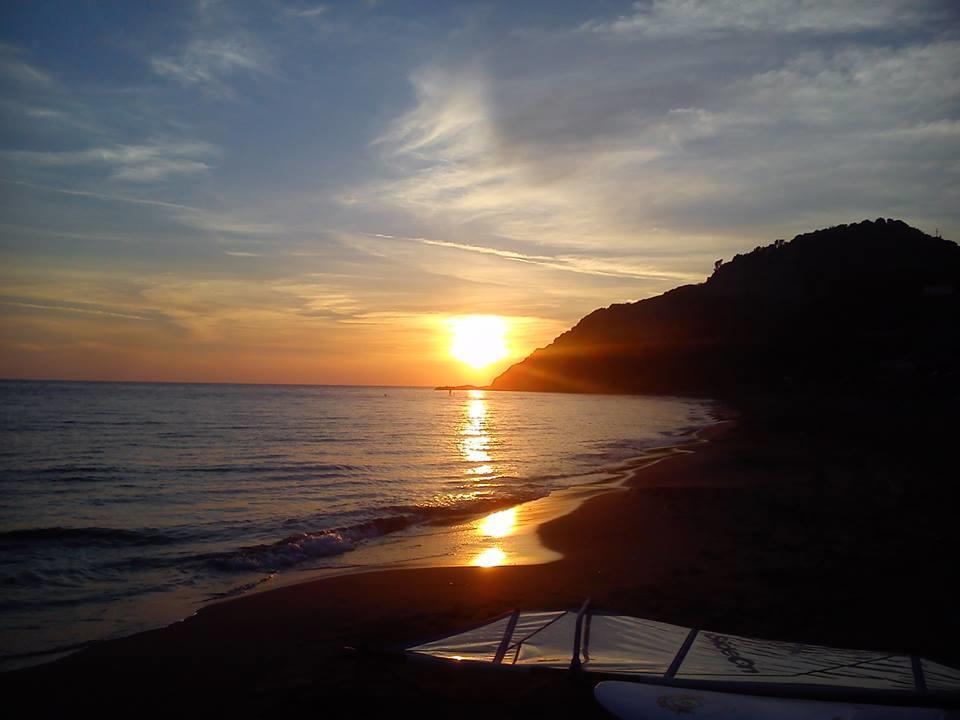 Kostas Daire *